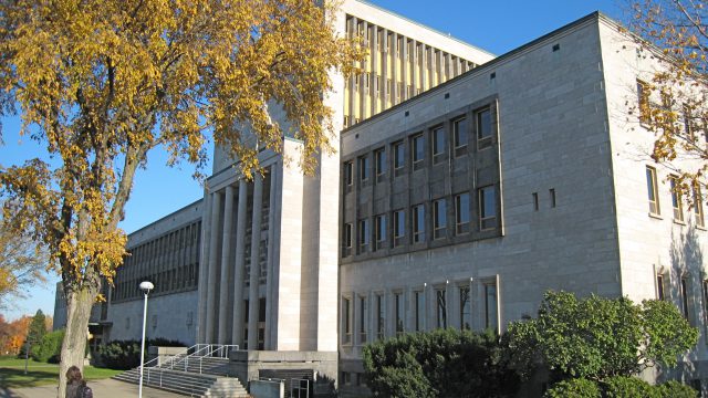 laval-university-640x360